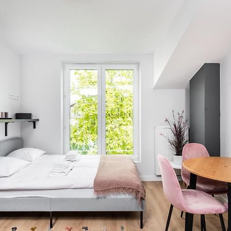 Smart Apartments - Old Town & Main Train Station - By Upstairs Krakow Exterior photo
